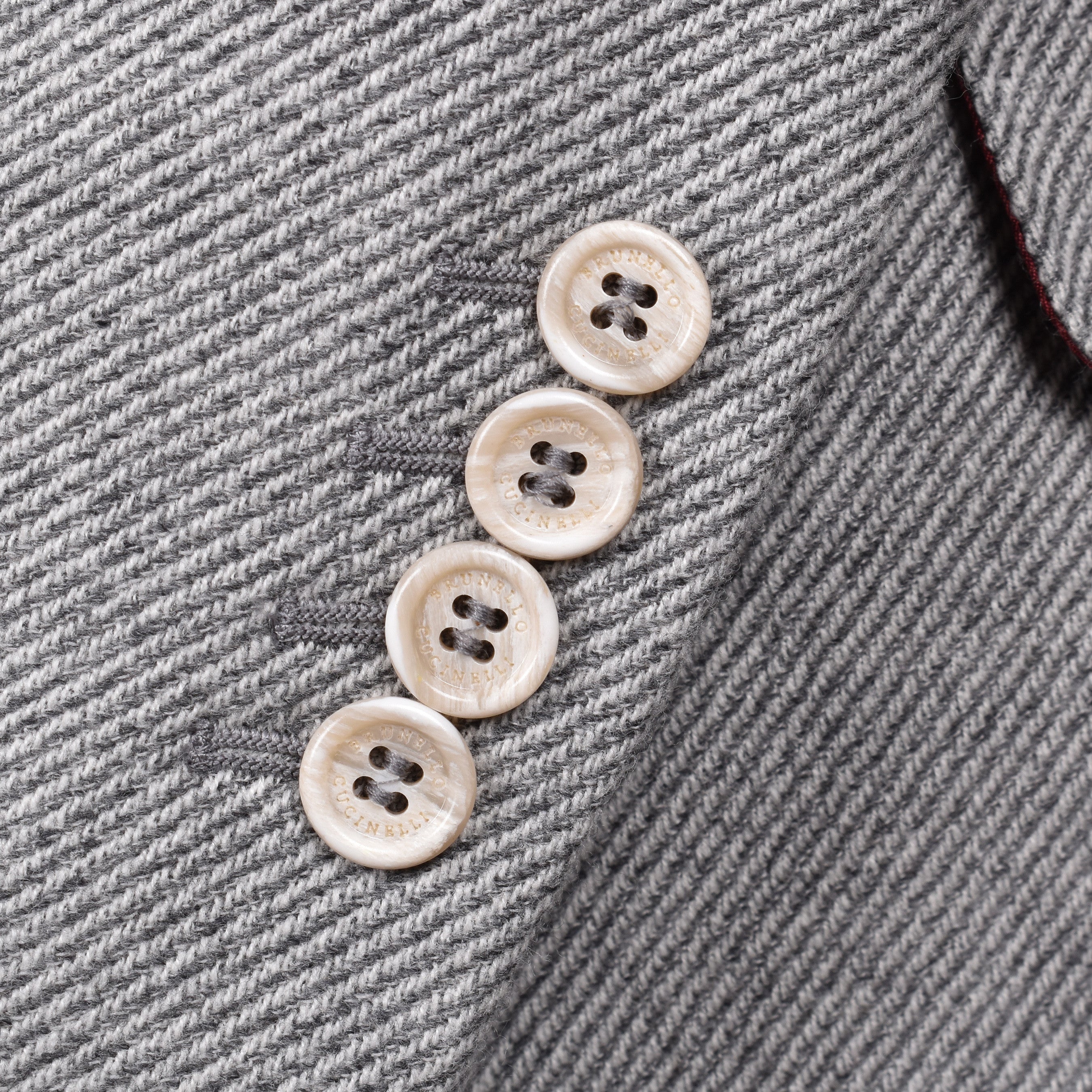 BRUNELLO CUCINELLI MEN'S GRAY CASHMERE BLEND HERRINGBONE BLAZER