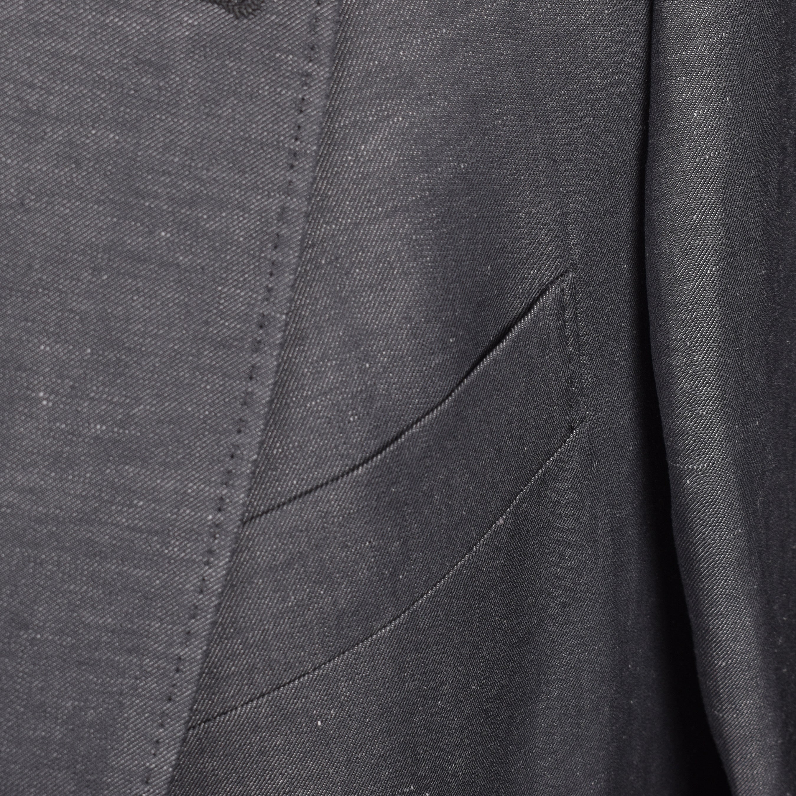 BRUNELLO CUCINELLI MEN'S GRAY WOOL LINEN BLEND SUIT