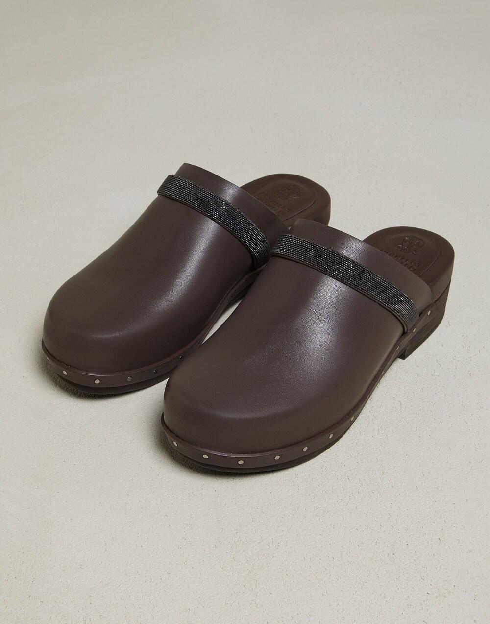 BRUNELLO CUCINELLI WOMEN'S BROWN LEATHER CLOGS WITH STUDDED TRIM