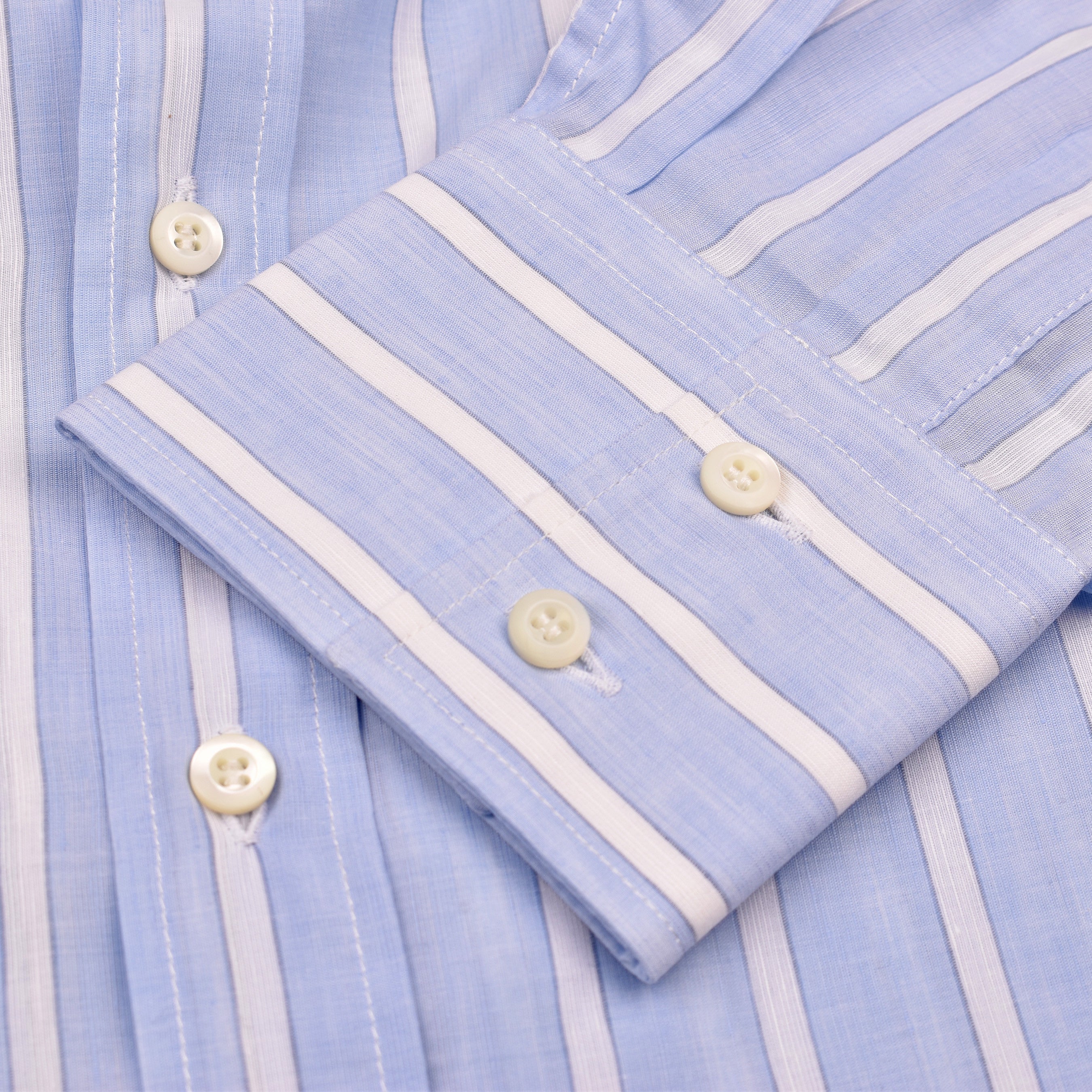 BRUNELLO CUCINELLI MEN'S LIGHT BLUE STRIPED LINEN BLEND SHIRT