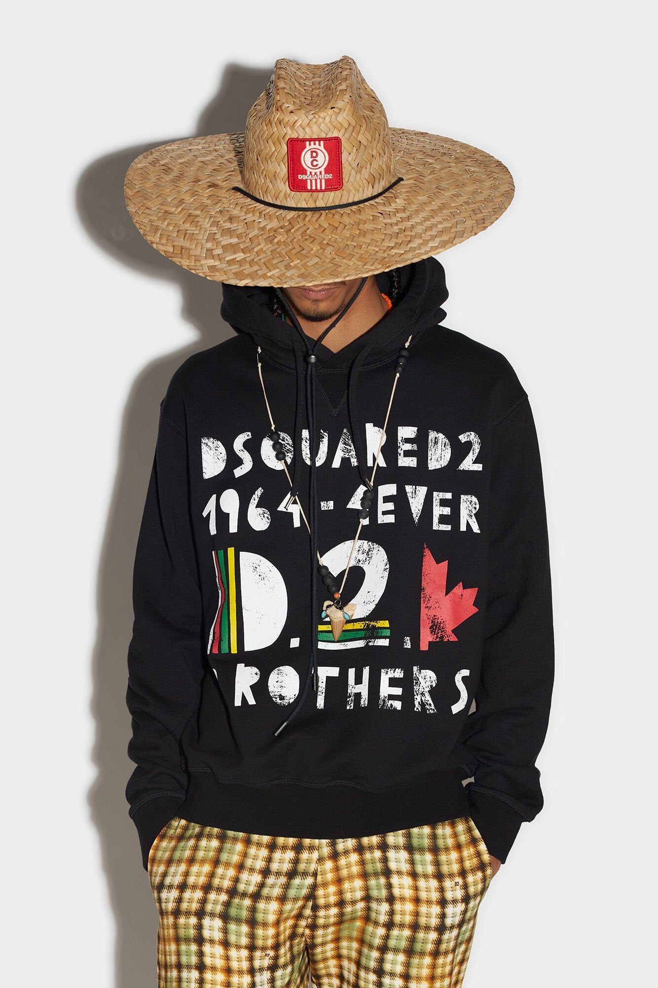 DSQUARED2 MEN'S BLACK GRAPHIC PRINT HOODIE