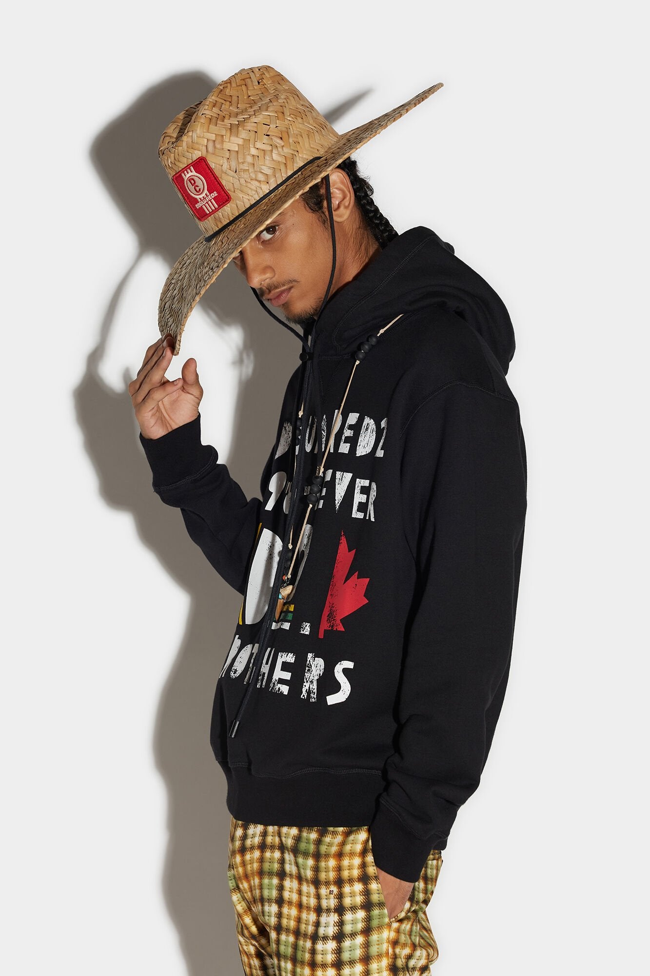 DSQUARED2 MEN'S BLACK GRAPHIC PRINT HOODIE