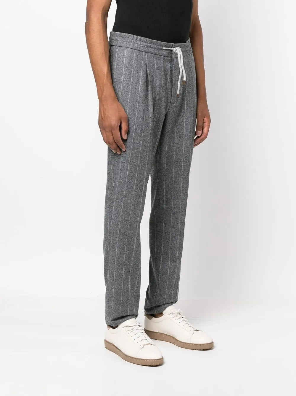 BRUNELLO CUCINELLI MEN'S GRAY PINSTRIPE DRAWSTRING TROUSERS