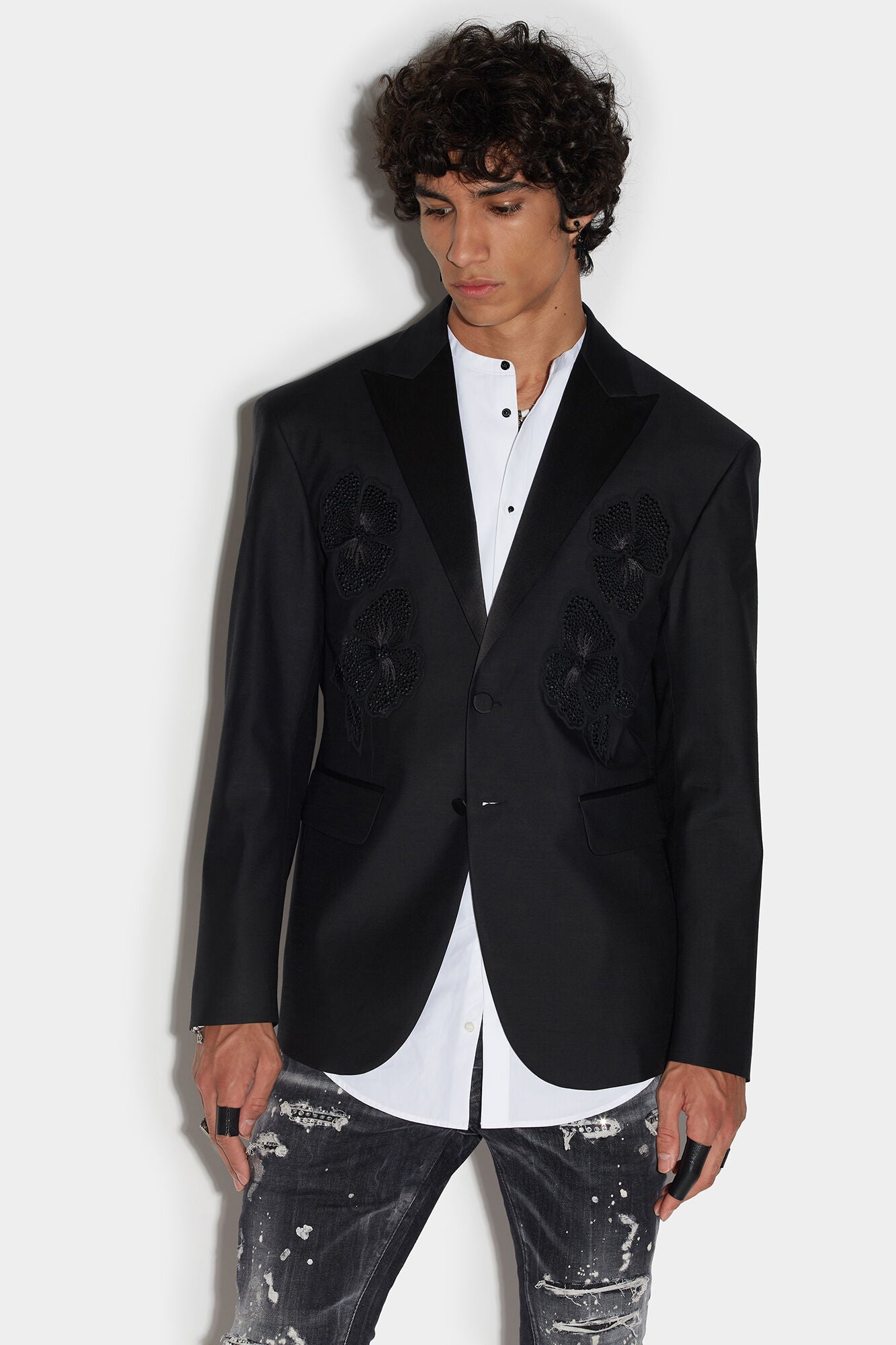 DSQUARED2 MEN'S BLACK TAILORED JACKET WITH EMBELLISHMENTS