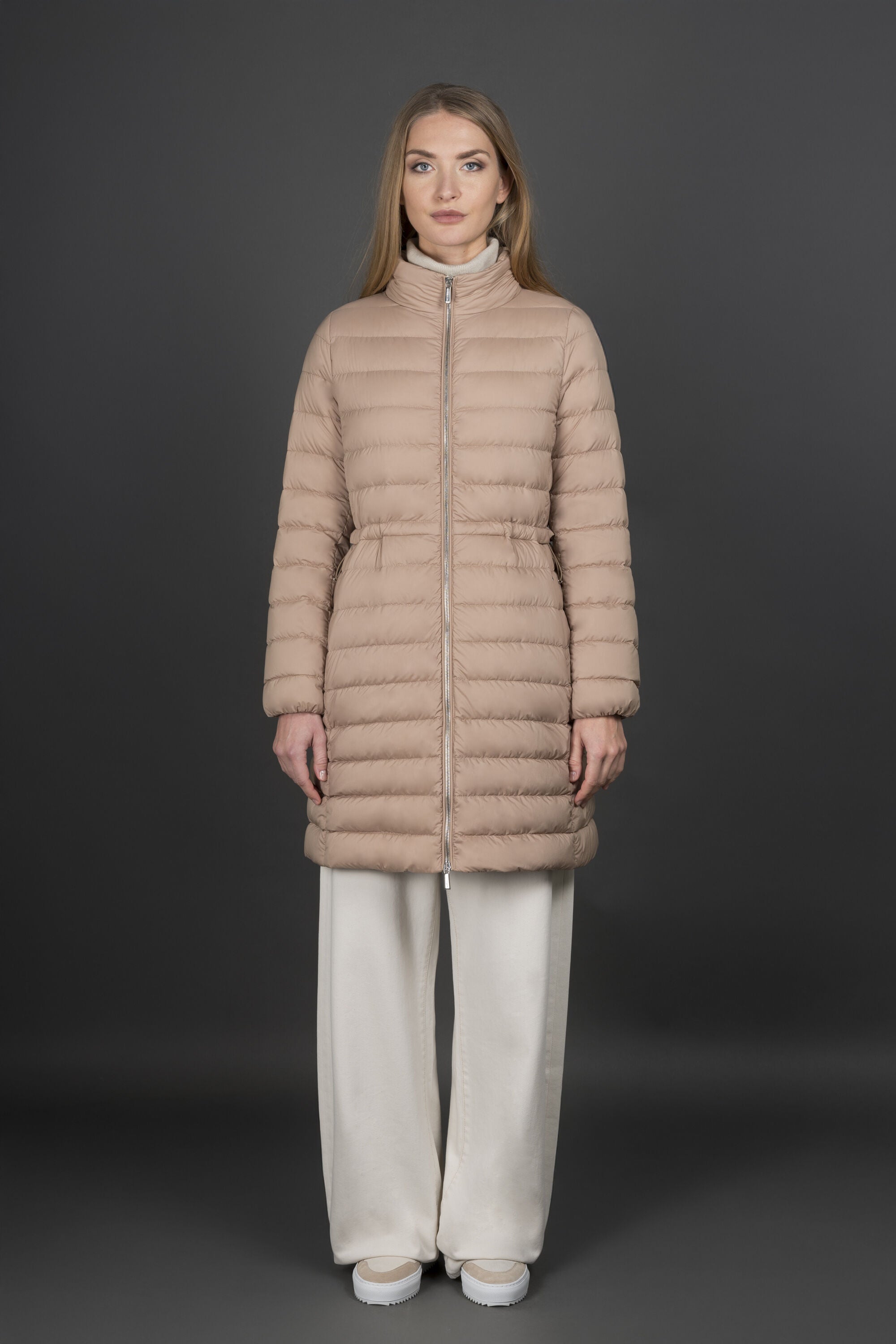 MOORER WOMEN'S HAZELNUT LAYERED COAT WITH HOOD